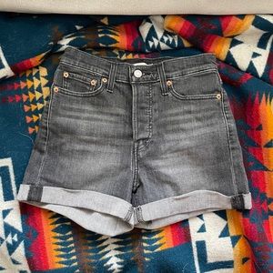 Levi High Rise ‘Wedgie’ Jean Shorts - Size 26
